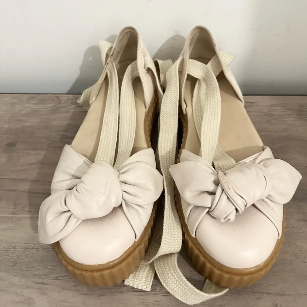 M Fenty Puma By Rihanna Women Bow Creeper Sandal Beige (365794-02) size 9